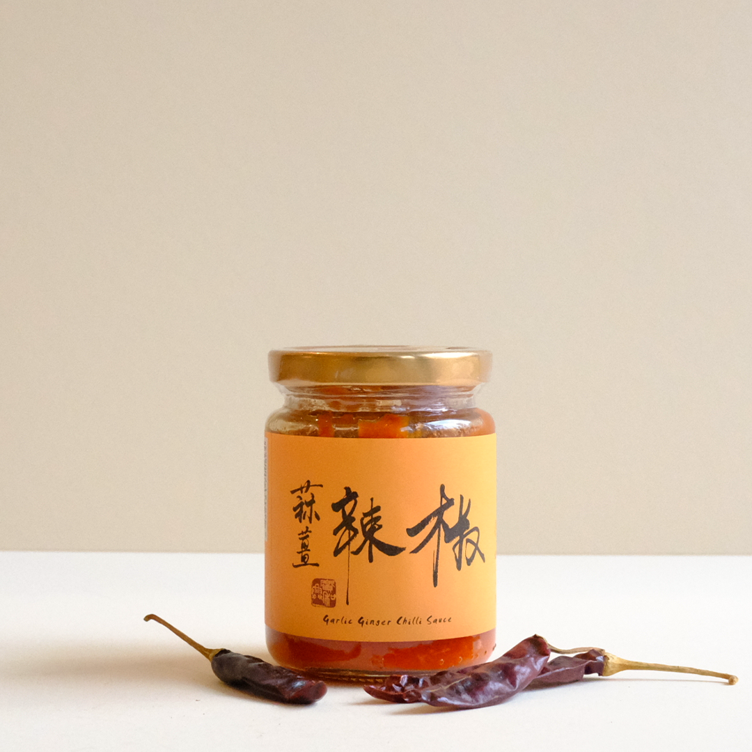 Kwong Woh Hing Premium Garlic Ginger Chilli Sauce 230G Sauce And Paste